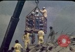 Immagine di Pulire gli equipaggi Beirut Libano, 1983, secondo 26 filmato di repertorio 65675050084