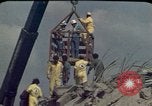 Immagine di Pulire gli equipaggi Beirut Libano, 1983, secondo 27 filmato di repertorio 65675050084