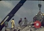 Immagine di Pulire gli equipaggi Beirut Libano, 1983, secondo 40 filmato di repertorio 65675050084