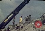 Immagine di Pulire gli equipaggi Beirut Libano, 1983, secondo 42 filmato di repertorio 65675050084