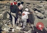 Immagine di Pulire gli equipaggi Beirut Libano, 1983, secondo 48 filmato di repertorio 65675050084