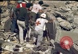 Immagine di Pulire gli equipaggi Beirut Libano, 1983, secondo 51 filmato di repertorio 65675050084