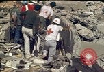 Immagine di Pulire gli equipaggi Beirut Libano, 1983, secondo 52 filmato di repertorio 65675050084