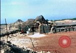 Immagine di 60mm equipaggio di malta Beirut Libano, 1983, secondo 13 filmato di repertorio 65675050096
