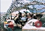 Immagine di 60mm equipaggio di malta Beirut Libano, 1983, secondo 22 filmato di repertorio 65675050096
