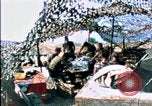 Immagine di 60mm equipaggio di malta Beirut Libano, 1983, secondo 23 filmato di repertorio 65675050096