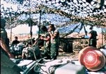 Immagine di 60mm equipaggio di malta Beirut Libano, 1983, secondo 30 filmato di repertorio 65675050096