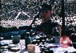 Immagine di 60mm equipaggio di malta Beirut Libano, 1983, secondo 44 filmato di repertorio 65675050096