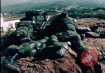 Immagine di Sandbagged bunker Beirut Libano, 1983, secondo 11 filmato di repertorio 65675050100