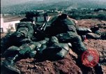 Immagine di Sandbagged bunker Beirut Libano, 1983, secondo 13 filmato di repertorio 65675050100