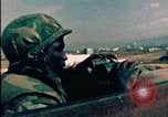 Immagine di Sandbagged bunker Beirut Libano, 1983, secondo 51 filmato di repertorio 65675050100