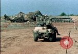 Standbild 60mm Mörser emplacement Beirut Libanon, 1983, aus Sekunde 36 historischem Filmmaterial Videoclip 65675050106