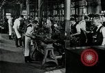 Standbild Uhrenherstellung Springfield Illinois USA, 1922, aus Sekunde 13 historischem Filmmaterial Videoclip 65675050108