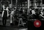 Standbild Uhrenherstellung Springfield Illinois USA, 1922, aus Sekunde 15 historischem Filmmaterial Videoclip 65675050108