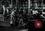 Standbild Uhrenherstellung Springfield Illinois USA, 1922, aus Sekunde 17 historischem Filmmaterial Videoclip 65675050108