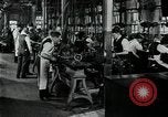 Standbild Uhrenherstellung Springfield Illinois USA, 1922, aus Sekunde 18 historischem Filmmaterial Videoclip 65675050108
