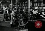 Standbild Uhrenherstellung Springfield Illinois USA, 1922, aus Sekunde 20 historischem Filmmaterial Videoclip 65675050108