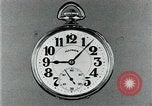 Standbild Uhrenherstellung Springfield Illinois USA, 1922, aus Sekunde 28 historischem Filmmaterial Videoclip 65675050108