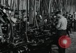 Standbild Stahl Poliererei Springfield Illinois USA, 1922, aus Sekunde 14 historischem Filmmaterial Videoclip 65675050112