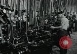 Standbild Stahl Poliererei Springfield Illinois USA, 1922, aus Sekunde 21 historischem Filmmaterial Videoclip 65675050112