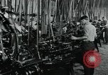 Standbild Stahl Poliererei Springfield Illinois USA, 1922, aus Sekunde 23 historischem Filmmaterial Videoclip 65675050112
