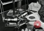 Immagine di Pezzi di ricambio per orologi Springfield Illinois USA, 1922, secondo 16 filmato di repertorio 65675050116