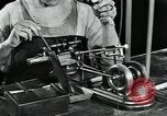 Immagine di Pezzi di ricambio per orologi Springfield Illinois USA, 1922, secondo 57 filmato di repertorio 65675050116