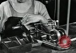Immagine di Pezzi di ricambio per orologi Springfield Illinois USA, 1922, secondo 58 filmato di repertorio 65675050116