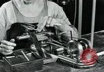 Immagine di Pezzi di ricambio per orologi Springfield Illinois USA, 1922, secondo 62 filmato di repertorio 65675050116