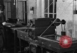 Immagine di Compone di smalto Springfield Illinois USA, 1922, secondo 56 filmato di repertorio 65675050118