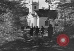 Standbild Kirche Masse Cummington Massachusetts USA, 1945, aus Sekunde 17 historischem Filmmaterial Videoclip 65675050126
