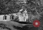Standbild Kirche Masse Cummington Massachusetts USA, 1945, aus Sekunde 29 historischem Filmmaterial Videoclip 65675050126