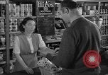 Standbild General Store Cummington Massachusetts USA, 1945, aus Sekunde 55 historischem Filmmaterial Videoclip 65675050127