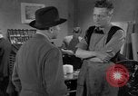 Standbild Drucken drücken Cummington Massachusetts USA, 1945, aus Sekunde 45 historischem Filmmaterial Videoclip 65675050128