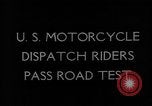 Standbild Motorrad Versand Reiter United States USA, 1942, aus Sekunde 5 historischem Filmmaterial Videoclip 65675050135