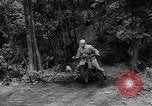 Standbild Motorrad Versand Reiter United States USA, 1942, aus Sekunde 16 historischem Filmmaterial Videoclip 65675050135