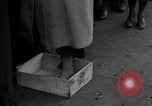 Immagine di Bisognosi americani Kansas City Missouri USA, 1938, secondo 9 filmato di repertorio 65675050144