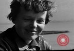 Immagine di Amelia Earhart San Francisco California USA, 1937, secondo 5 filmato di repertorio 65675050175