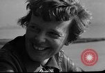 Immagine di Amelia Earhart San Francisco California USA, 1937, secondo 10 filmato di repertorio 65675050175