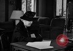 Standbild Herbert Hoover Abstimmung Palo Alto California USA, 1940, aus Sekunde 41 historischem Filmmaterial Videoclip 65675050189