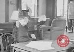 Standbild Herbert Hoover Abstimmung Palo Alto California USA, 1940, aus Sekunde 48 historischem Filmmaterial Videoclip 65675050189
