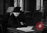 Standbild Herbert Hoover Abstimmung Palo Alto California USA, 1940, aus Sekunde 49 historischem Filmmaterial Videoclip 65675050189