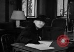 Standbild Herbert Hoover Abstimmung Palo Alto California USA, 1940, aus Sekunde 52 historischem Filmmaterial Videoclip 65675050189
