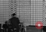 Immagine di I repubblicani il monitoraggio elezione ritorna United States USA, 1940, secondo 28 filmato di repertorio 65675050198