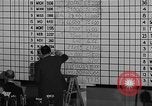 Immagine di I repubblicani il monitoraggio elezione ritorna United States USA, 1940, secondo 33 filmato di repertorio 65675050198