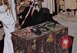 Standbild street Magician Marrakesch Marokko, 1942, aus Sekunde 58 historischem Filmmaterial Videoclip 65675050222