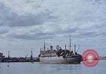 Standbild transport Schiffe Französisch Marokko, 1942, aus Sekunde 25 historischem Filmmaterial Videoclip 65675050224