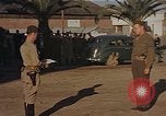Standbild Sergeant Richard Ryan erhält Silver Star Medal Fedhala Französisch Marokko, 1942, aus Sekunde 10 historischem Filmmaterial Videoclip 65675050228