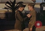Standbild Sergeant Richard Ryan erhält Silver Star Medal Fedhala Französisch Marokko, 1942, aus Sekunde 23 historischem Filmmaterial Videoclip 65675050228
