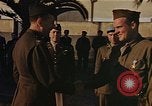 Standbild Sergeant Richard Ryan erhält Silver Star Medal Fedhala Französisch Marokko, 1942, aus Sekunde 61 historischem Filmmaterial Videoclip 65675050228